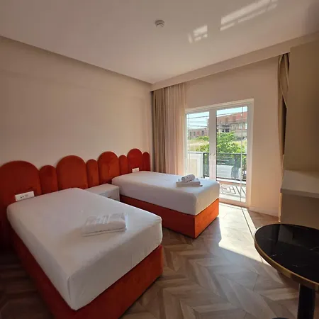 Almar Boutique 4* Saranda
