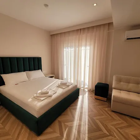 Almar Boutique 4* Sarandë